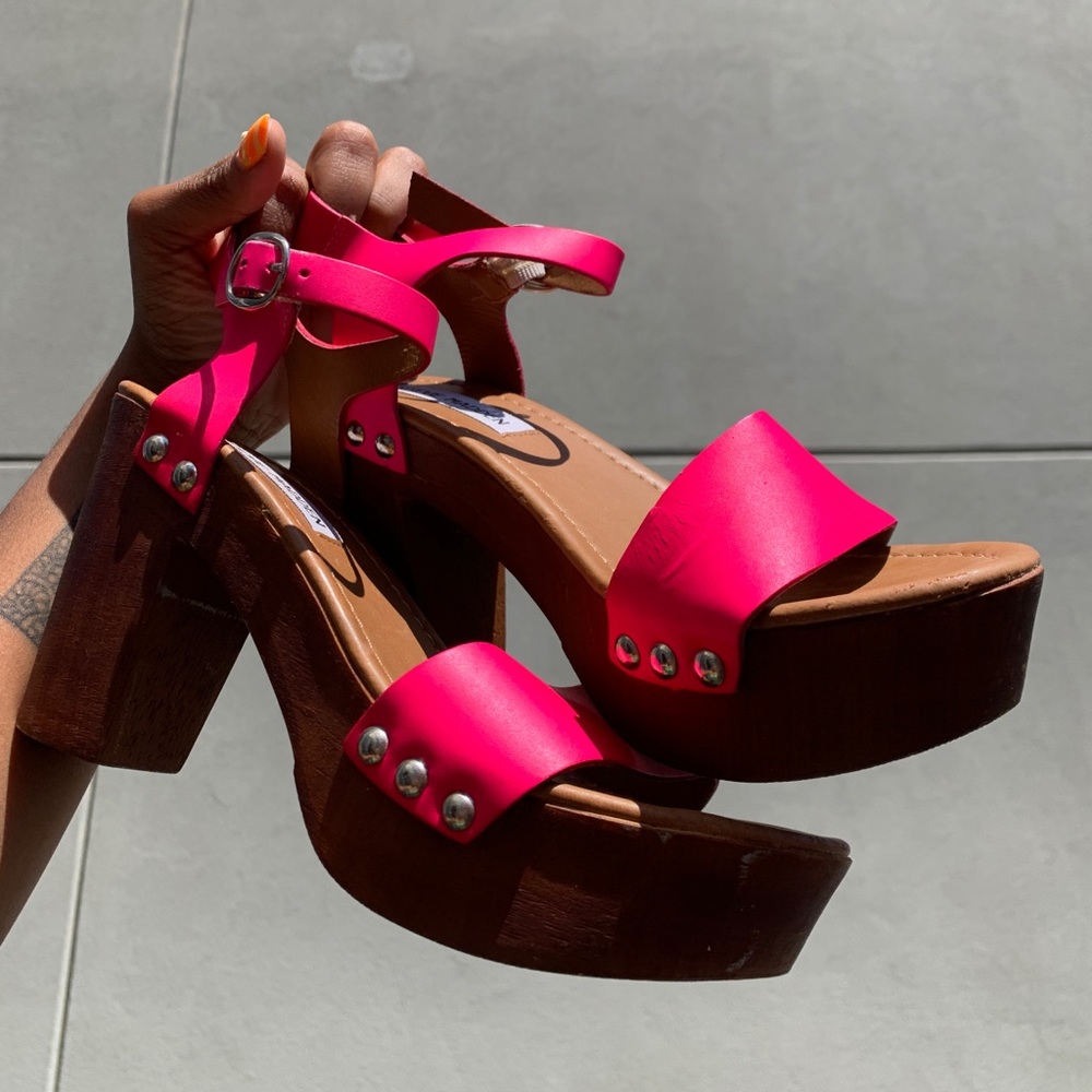Steve Madden Wooden Wedged Heel
